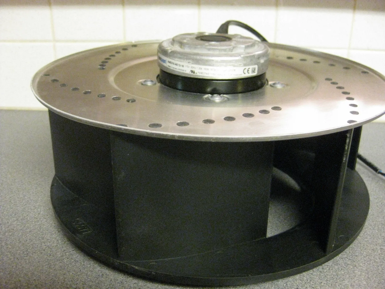 ebm papst R4E310-AE13-16 115VAC Impeller cooling Fan ebm papst R4E310-AE13-16 115VAC Impeller cooling Fan