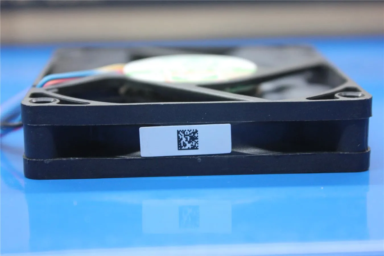 Magic MGT7012MB 7CM 12V 0.13A hydraulic four-wire PWM fan Magic MGT7012MB 7CM 12V 0.13A hydraulic four-wire PWM fan