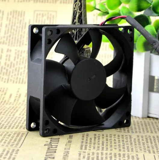 AVC DS08025B12U 8CM DC12V 0.70A 2-wire double ball cooling fan AVC DS08025B12U 8CM DC12V 0.70A 2-wire double ball cooling fan