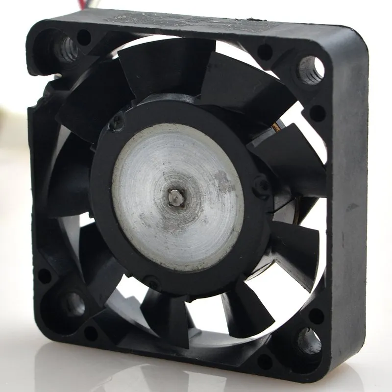 NMB 1604KL-04W-B39 4cm 4010 12V 0.09A drive cooling fan NMB 1604KL-04W-B39 4cm 4010 12V 0.09A drive cooling fan
