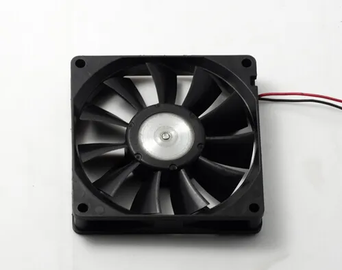 MNB 3106KL-05W-B40 24V 0.12A 8CM 80*80*15 frequency second-line fan MNB 3106KL-05W-B40 24V 0.12A 8CM 80*80*15 frequency second-line fan