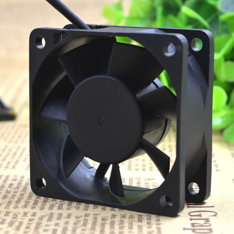 ADDA AD0624HB-A76GL DC24V 0.15A 2line 6cm inverter cooling fan ADDA AD0624HB-A76GL DC24V 0.15A 2line 6cm inverter cooling fan