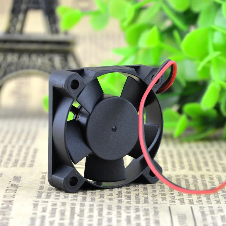 SUNON KD0504PFB1-8 5v 0.7W 2line ball bearing fan SUNON KD0504PFB1-8 5v 0.7W 2line ball bearing fan