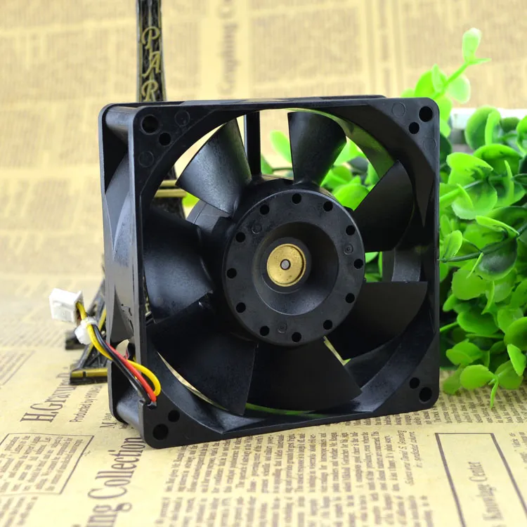 Sanyo 109p0924h201 DC24V 0.14A 90 * 90 * 32 inverter fan Sanyo 109p0924h201 DC24V 0.14A 90 * 90 * 32 inverter fan