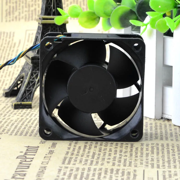 AVC DS06025R12UP005 12V 0.26A four-wire PWM speed control cooling fan AVC DS06025R12UP005 12V 0.26A four-wire PWM speed control cooling fan