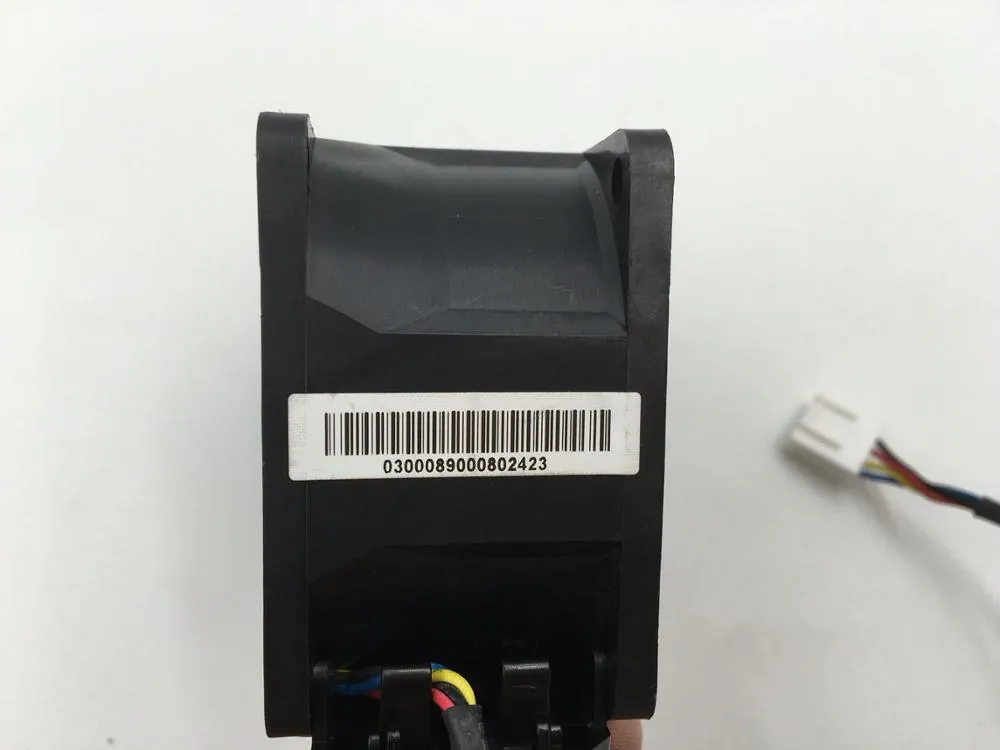 NMB 0638DA-12R-EUD 12V 1.52A cooling fan NMB 0638DA-12R-EUD 12V 1.52A cooling fan