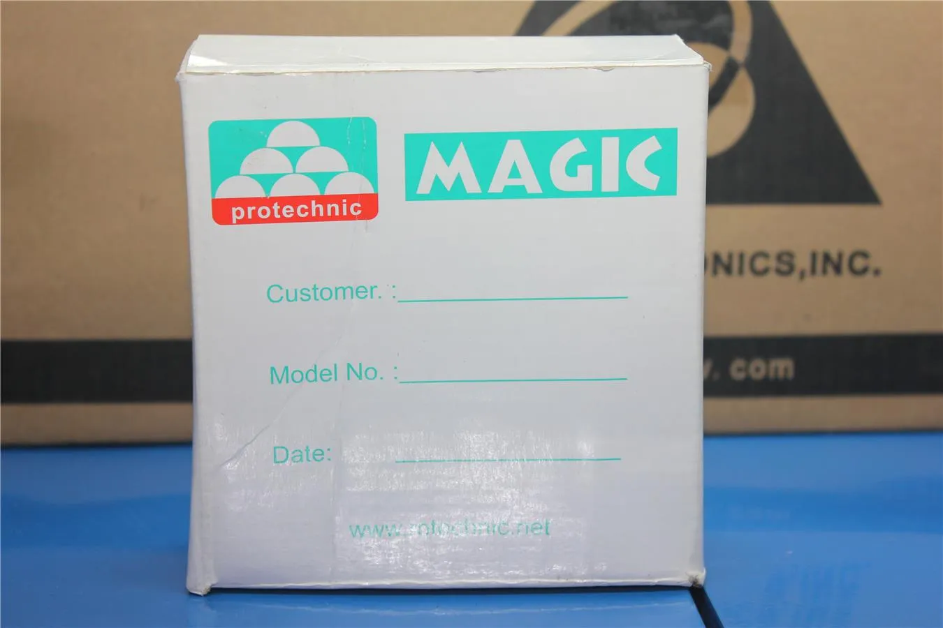 Magic MGA12024XB R-O38 24V 0.34A inverter chassis small fan Magic MGA12024XB R-O38 24V 0.34A inverter chassis small fan