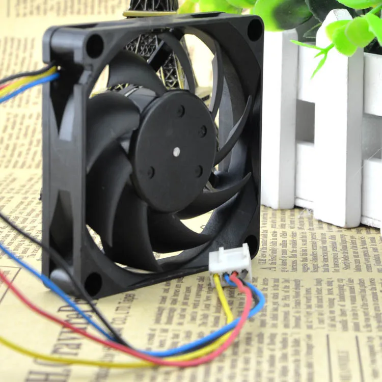 Nidec TA275DC C35598-35 GFOX 7cm 12V 0.48A four-wire pwm axial fan Nidec TA275DC C35598-35 GFOX 7cm 12V 0.48A four-wire pwm axial fan