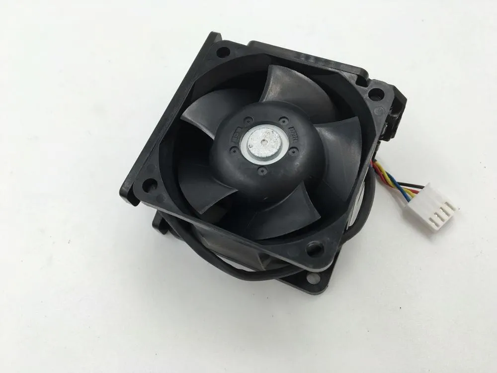 NMB 0638DA-12R-EUD 12V 1.52A cooling fan NMB 0638DA-12R-EUD 12V 1.52A cooling fan