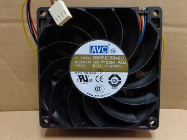 AVC DB09225B48U -P032 9CM 48V 0.26A four-wire cooling fan AVC DB09225B48U -P032 9CM 48V 0.26A four-wire cooling fan