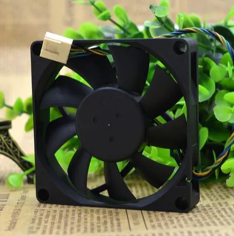 Delta EFB0812HHB 12V 80*80*15mm 0.4A 4-line PWM intelligent temperature control cooling fan Delta EFB0812HHB 12V 80*80*15mm 0.4A 4-line PWM intelligent temperature control cooling fan