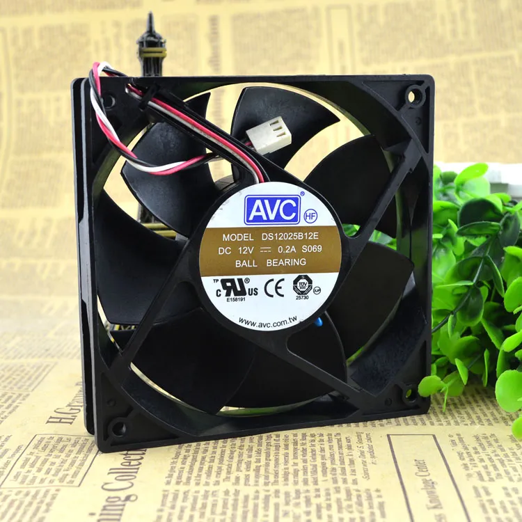 AVC DS12025B12E 120*120*25mm 4-pin cooling fan AVC DS12025B12E 120*120*25mm 4-pin cooling fan