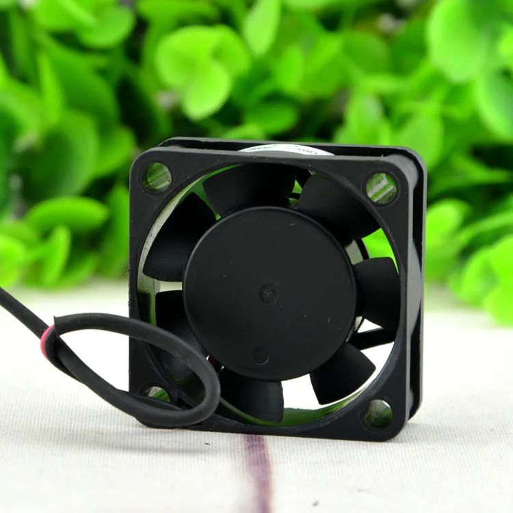 Y.S.TECH FD124015LB 4015 12V 0.08A 4CM ultra-quiet cooling fan Y.S.TECH FD124015LB 4015 12V 0.08A 4CM ultra-quiet cooling fan
