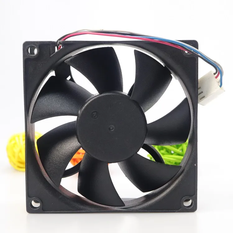 ADDA AD0812VB-A7BGP 12V 0.65A server inverter axial fan ADDA AD0812VB-A7BGP 12V 0.65A server inverter axial fan