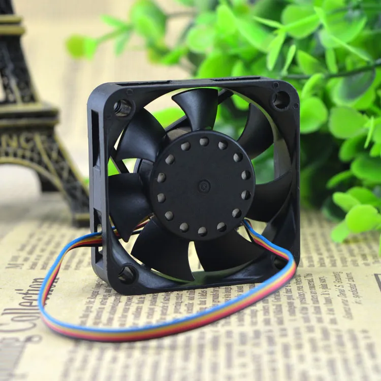 MAGIC MGT5012XR-W15 DC12V 0.20A 5CM 4-wire PWM cooling fan MAGIC MGT5012XR-W15 DC12V 0.20A 5CM 4-wire PWM cooling fan