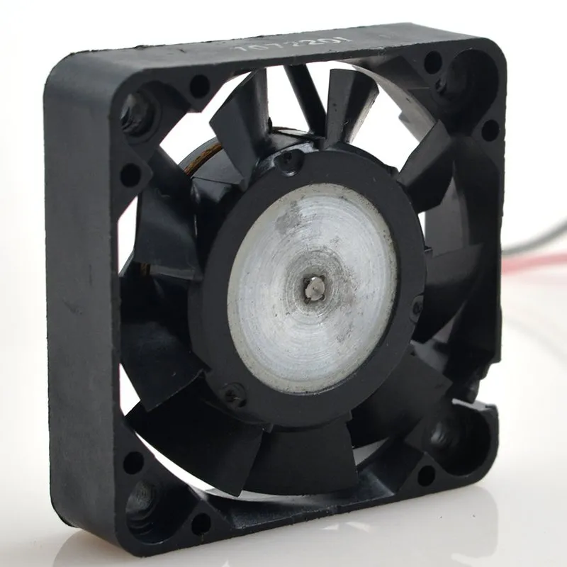 NMB 1604KL-04W-B39 4cm 4010 12V 0.09A drive cooling fan NMB 1604KL-04W-B39 4cm 4010 12V 0.09A drive cooling fan