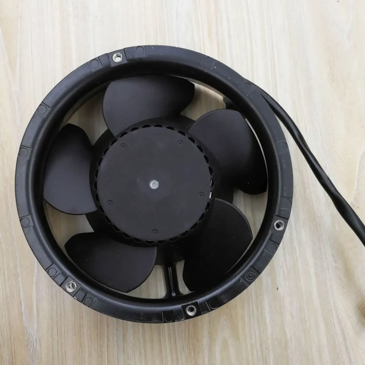 ebmpapst DV6248/17TDAR 48V 1.8A 87W cooling fan ebmpapst DV6248/17TDAR 48V 1.8A 87W cooling fan