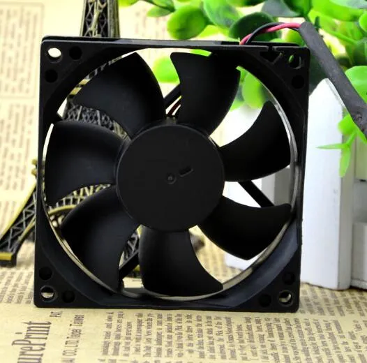 AVC DS08025B12U 8CM DC12V 0.70A 2-wire double ball cooling fan AVC DS08025B12U 8CM DC12V 0.70A 2-wire double ball cooling fan