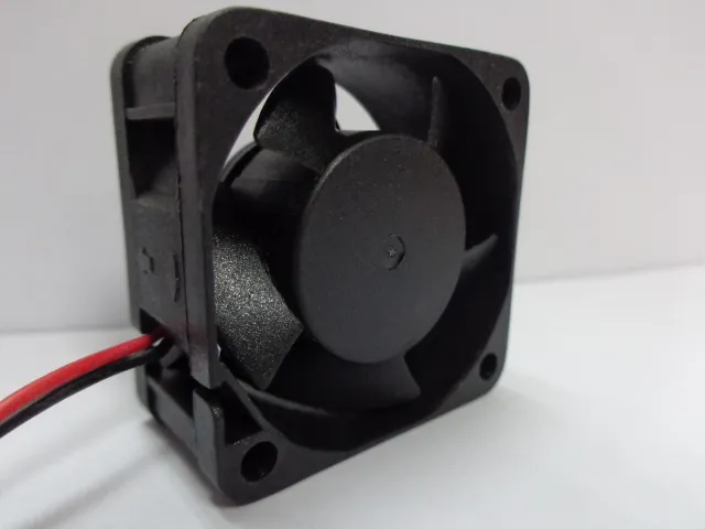 ADDA AD0424HX-C50 DC24V 0.09A inverter cooling fan ADDA AD0424HX-C50 DC24V 0.09A inverter cooling fan