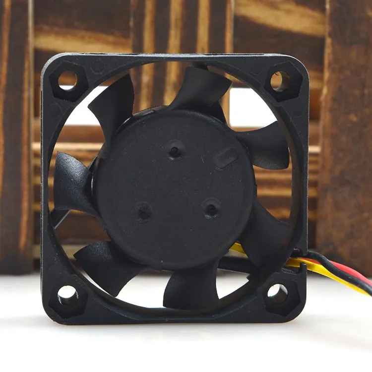 EFB0412MA 4CM 4010 12V 0.09A ultra-quiet switch cooling fan EFB0412MA 4CM 4010 12V 0.09A ultra-quiet switch cooling fan