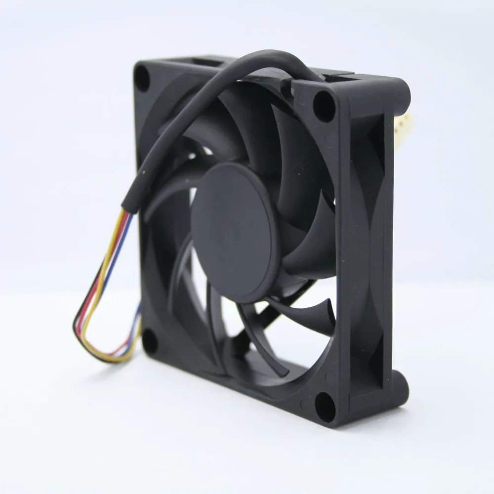AVC DESC0715B2U DC12V 0.7A 4-wire double ball bearing fan AVC DESC0715B2U DC12V 0.7A 4-wire double ball bearing fan