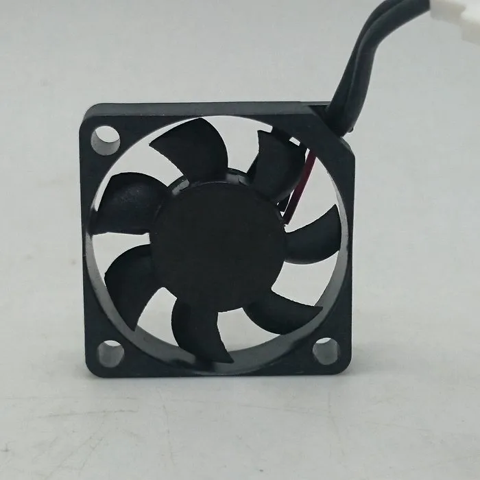 SUNON GM0503PEV1-8 DC 5V 0.7W 30x30x6mm 3cm Thickness Slim Brushless Cooling Fan SUNON GM0503PEV1-8 DC 5V 0.7W 30x30x6mm 3cm Thickness Slim Brushless Cooling Fan
