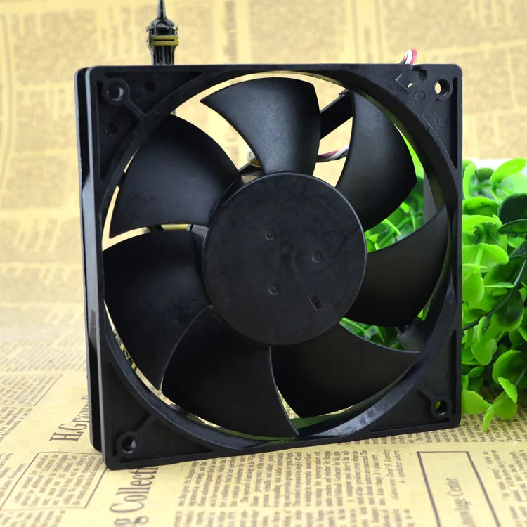 AVC DS12025B12E 120*120*25mm 4-pin cooling fan AVC DS12025B12E 120*120*25mm 4-pin cooling fan