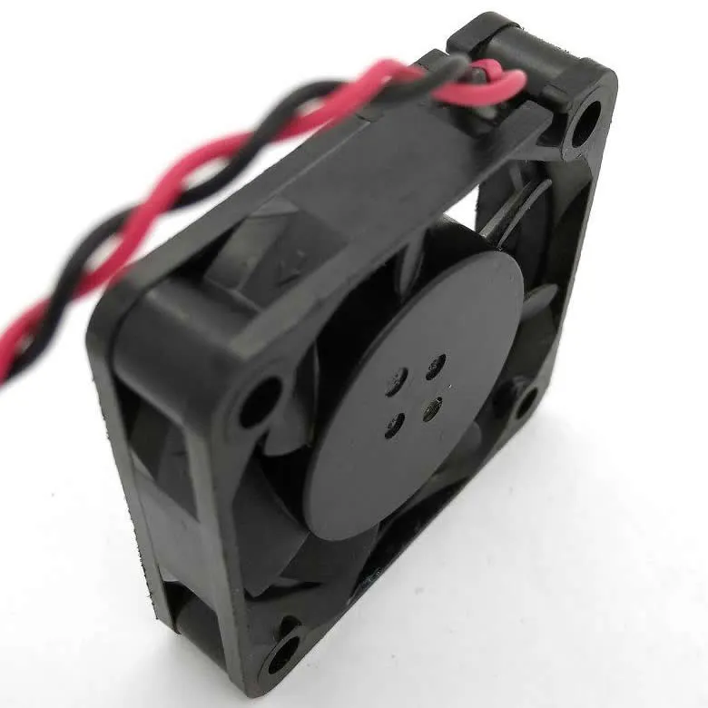 Nidec U40X05MS3Z7-51 U40X05ML27-51 4CM 0.1a 5V 0.08A cooling fan Nidec U40X05MS3Z7-51 U40X05ML27-51 4CM 0.1a 5V 0.08A cooling fan