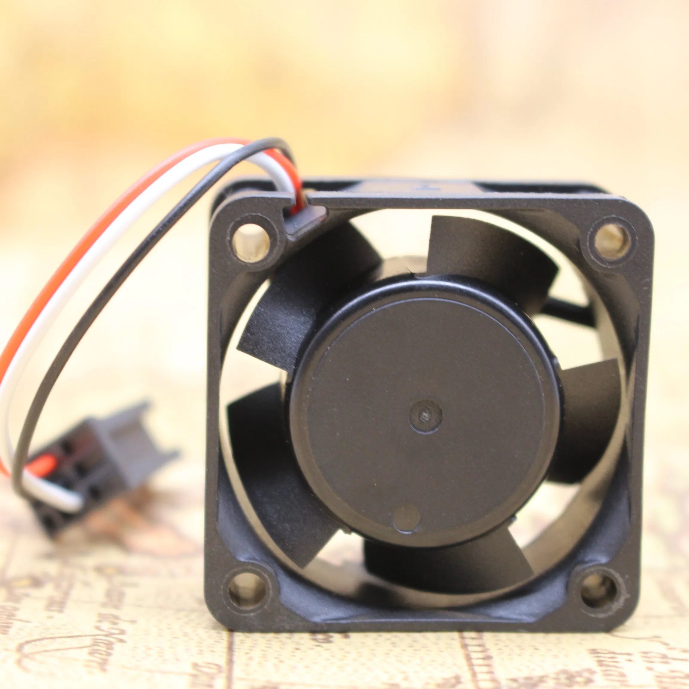 9WF0424H6D01/H6D05A/H6D03/H7D03/H7D04/H6503/F6D03/F6D04/F6D03 sanyo DC24V FANUC fan 9WF0424H6D01/H6D05A/H6D03/H7D03/H7D04/H6503/F6D03/F6D04/F6D03 sanyo DC24V FANUC fan