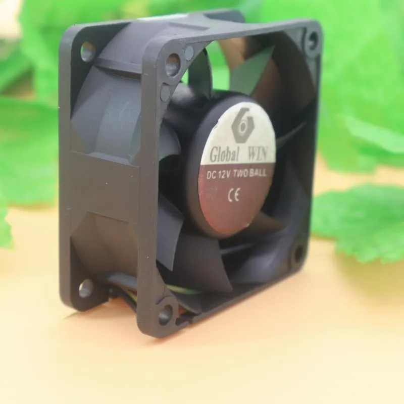Y.S.TECH FD1260255B-2A DC12V 1.44W 3-wire Cooling Fan Y.S.TECH FD1260255B-2A DC12V 1.44W 3-wire Cooling Fan