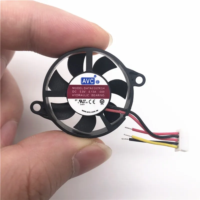 AVC DATA0307R5H-002 30MM DC5V 0.65W Silent cooling fan AVC DATA0307R5H-002 30MM DC5V 0.65W Silent cooling fan