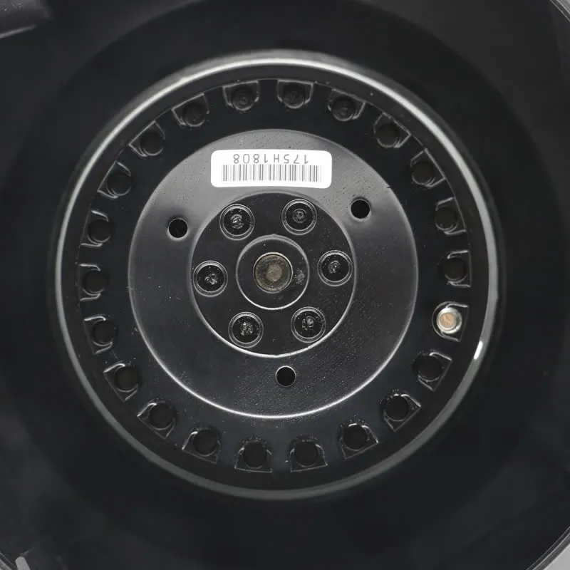 R2D225-AV02-15 -12 18 24 ebmpapst AC400V 0.24A fan R2D225-AV02-15 -12 18 24 ebmpapst AC400V 0.24A fan