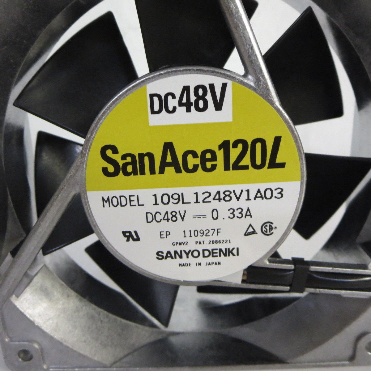 SANYO 109L1248V1A03 DC 48V 0.33A 120x120x38mm Server Square fan