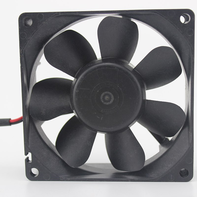 SANYO 109R0805M401 DC5V 0.17A 3-wire speed 8CM cooling fan