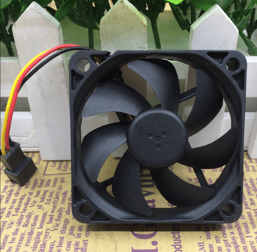 SUNON ME60151V3-0000-G99 DC12V 0.90W 3wires cooling fan