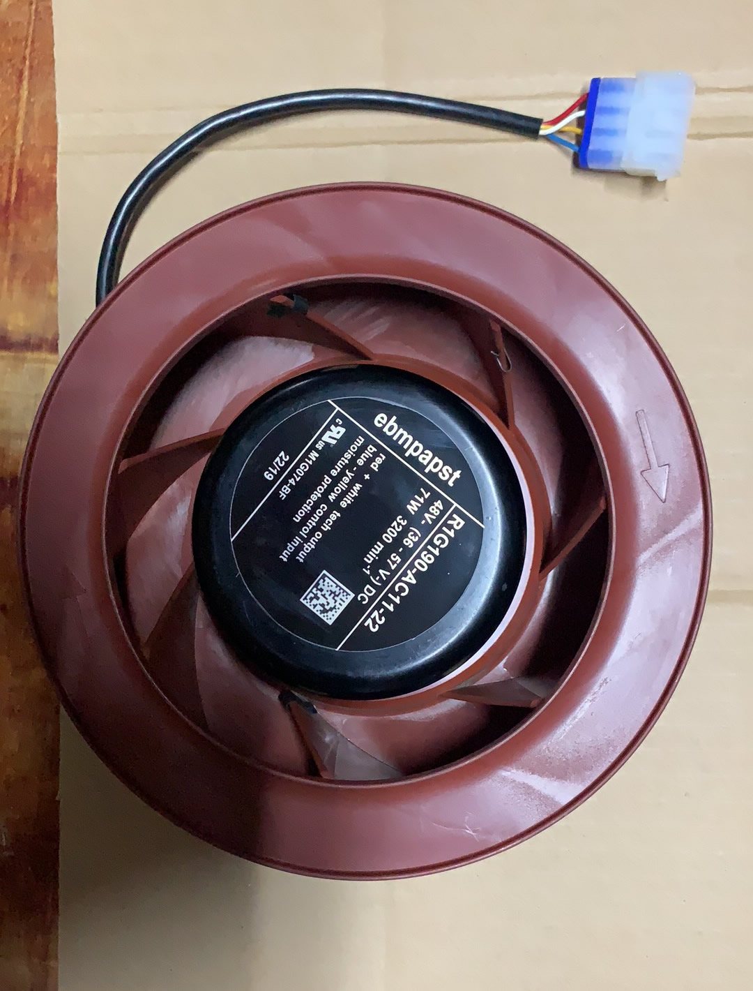 ebmpapst R1G190-AC11-22 DC48V 71W 3200min 4-wires cooling fan